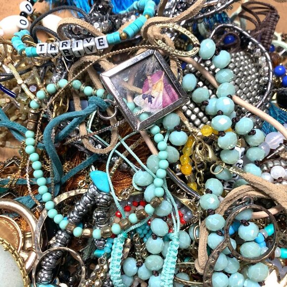 Boho Chic Jewelry Bulk Lot – 1 LB Bundle Of Wearable Jewelry Mixed Styles - Picture 5 of 8